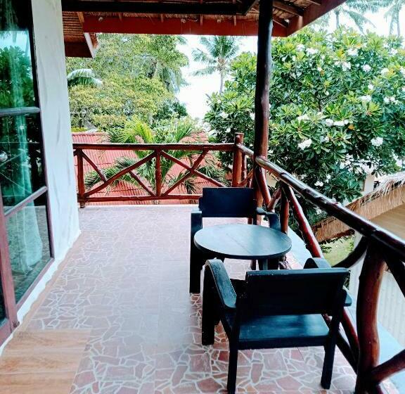 דירת חדר סופריור, Bow Thong Beach Resort