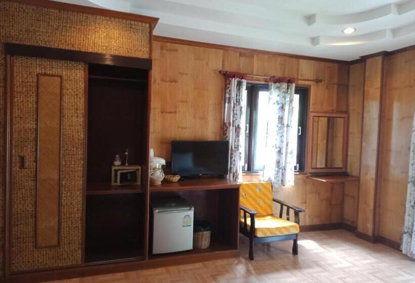 דירת חדר סופריור, Bow Thong Beach Resort