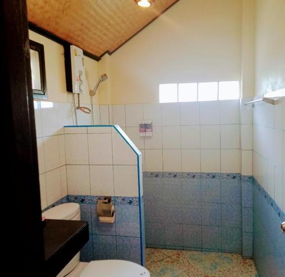 בקתה סופריור, Bow Thong Beach Resort