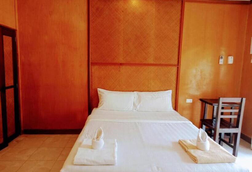 דירת חדר, Bow Thong Beach Resort