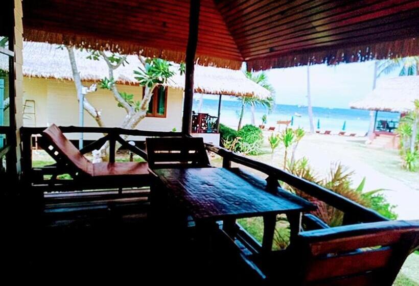 בקתה דלוקס, Bow Thong Beach Resort