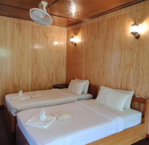 בקתה דלוקס, Bow Thong Beach Resort