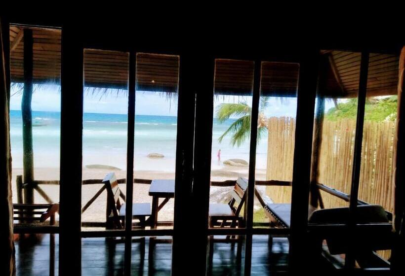 בקתה סטנדרטית, Bow Thong Beach Resort