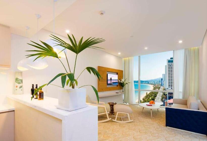 سوییت با چشمانداز دریا, Diamond Bay