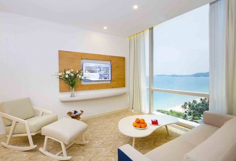 سوییت با چشمانداز دریا, Diamond Bay