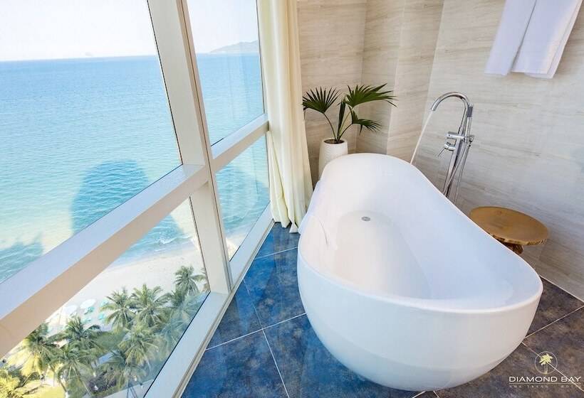 سوییت با چشمانداز دریا, Diamond Bay