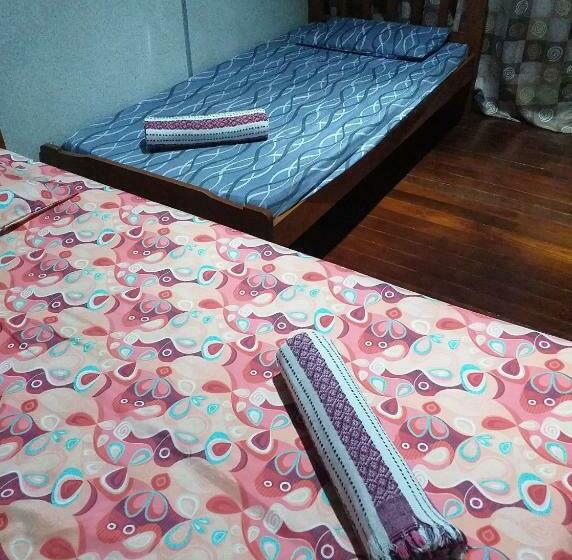 Quarto Triplo Standard Casa de Banho Partilhada, Discovery Malacca Hostel