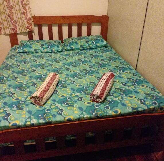 Quarto Standard Casa de Banho Partilhada, Discovery Malacca Hostel