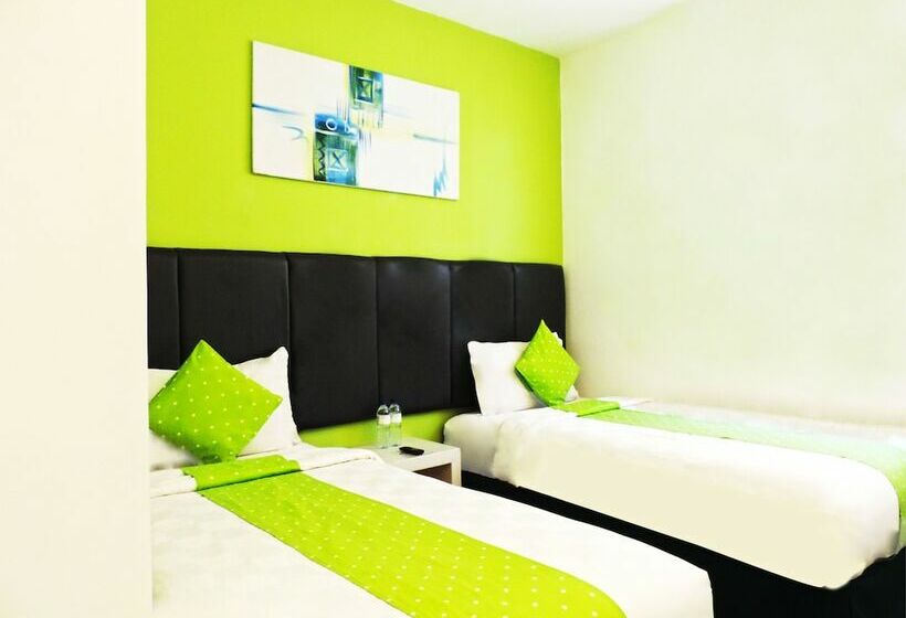 غرفة سوبيريور, Arbor Biz