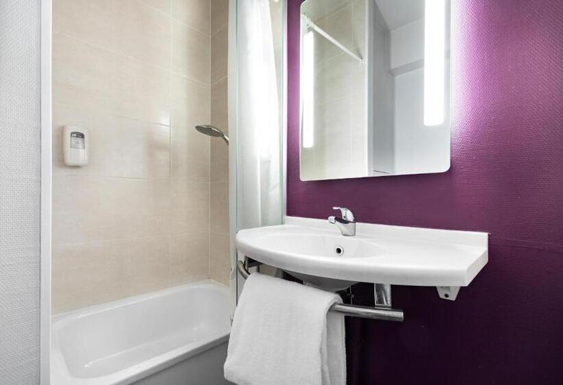 חדר סטנדרט לשלושה, B&b Hotel Lyon Vénissieux