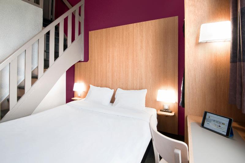 חדר סטנדרט לארבעה, B&b Hotel Lyon Vénissieux