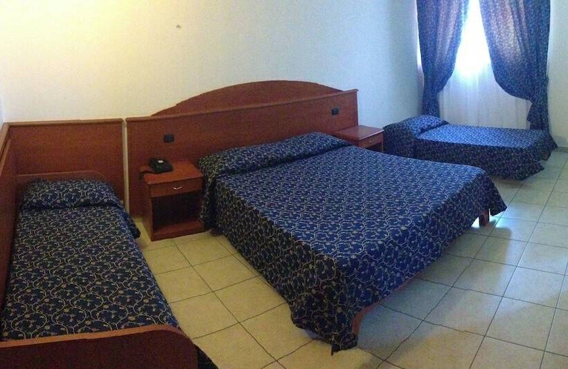 四人标准间, Castelmonardo