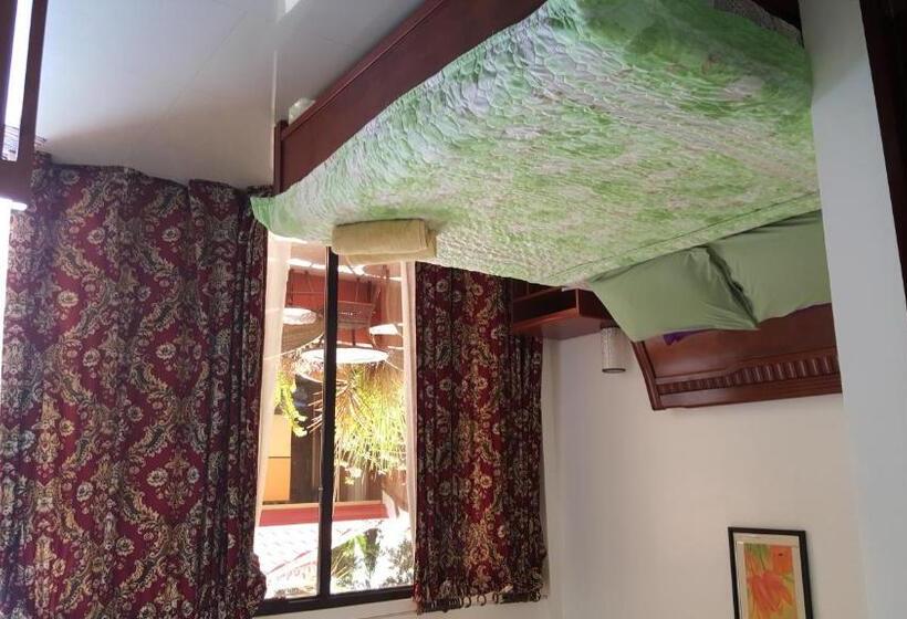 اتاق استاندارد با تخت بزرگ, Citadel Bed And Breakfast