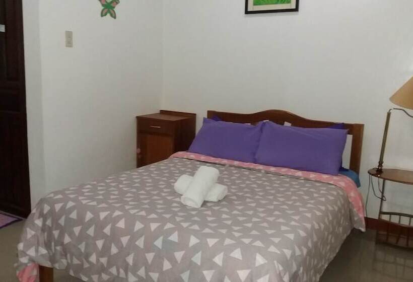 اتاق استاندارد با تخت بزرگ, Citadel Bed And Breakfast