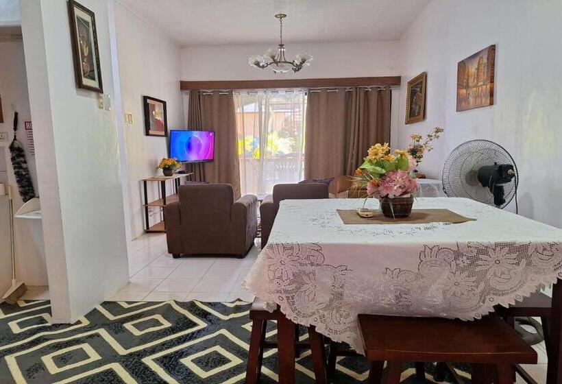 ویلای 1 خوابه, Citadel Bed And Breakfast