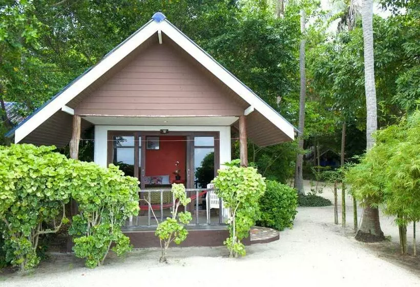 スタンダードバンガロー, Coco Garden Resort