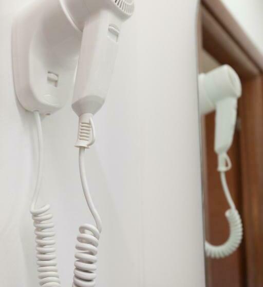 اتاق استاندارد, Cuneo