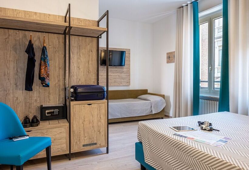 اتاق استاندارد سه نفره, Cuneo