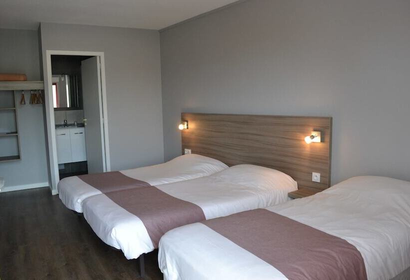 スタンダードトリプルルーム, Eisenhower