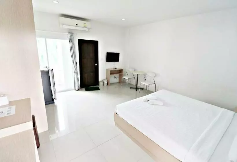 デラックスルーム, Hua Hin Irooms