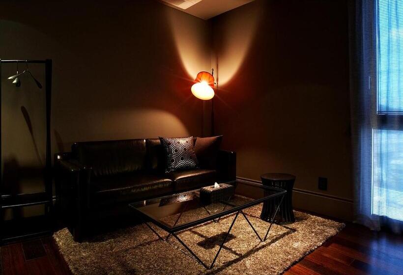 Premium Oda, Leedesign