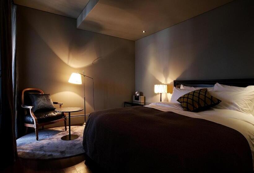 Premium Oda, Leedesign