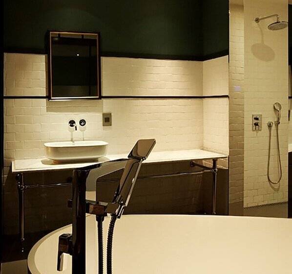 Standart Oda, Leedesign