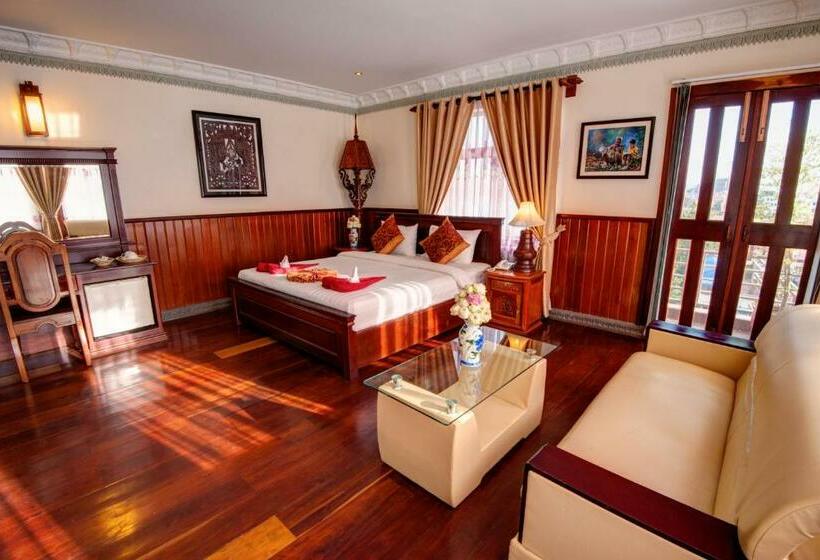 חדר פרמיום, Okay Boutique