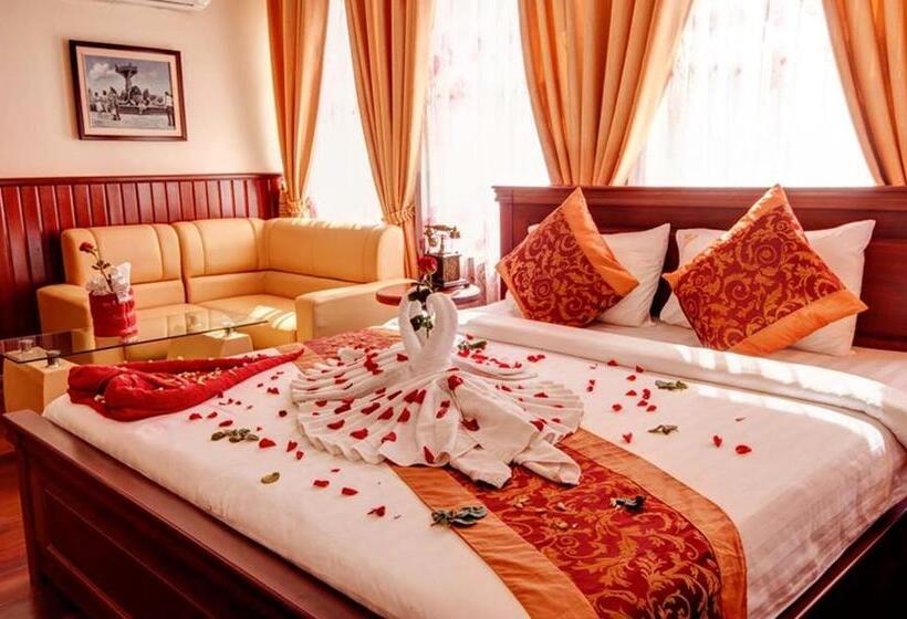 חדר פרמיום, Okay Boutique