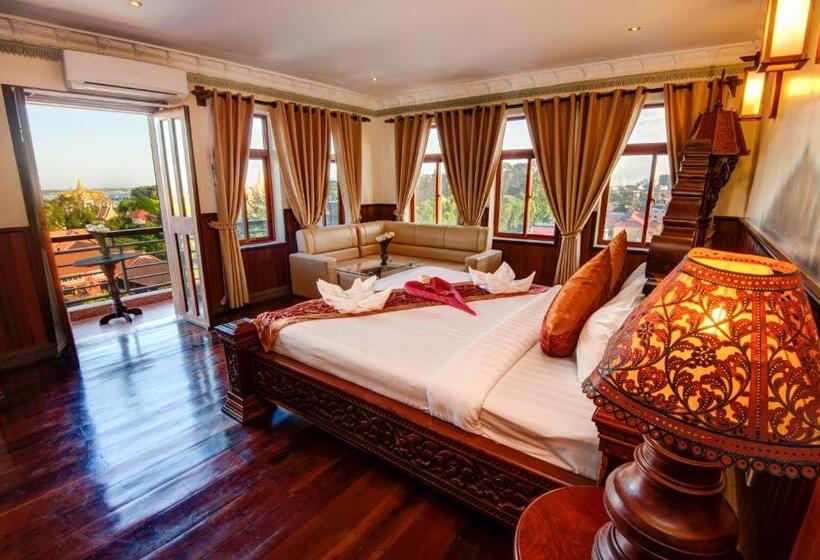 סוויטה, Okay Boutique