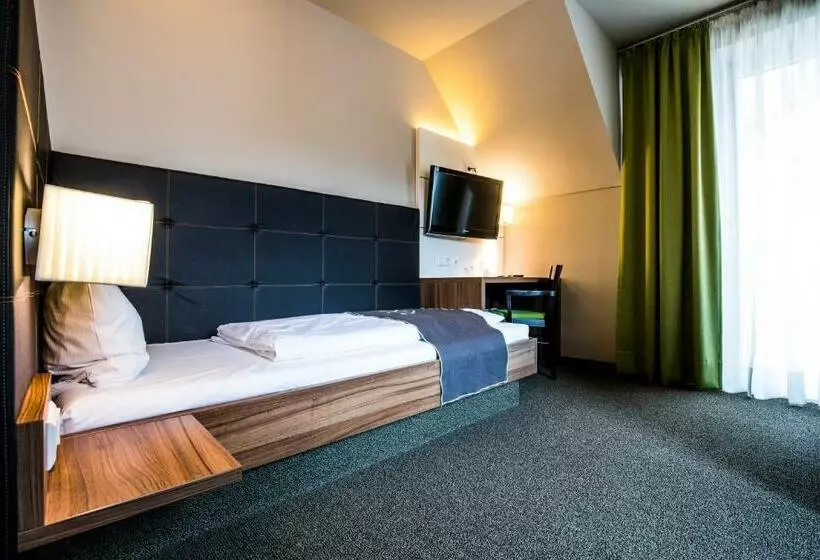 スタンダードシングルルーム, Riku Hotel Weißenhorn