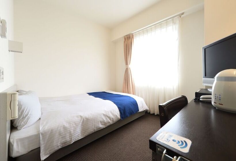 غرفة إقتصادية, Uwajima Oriental