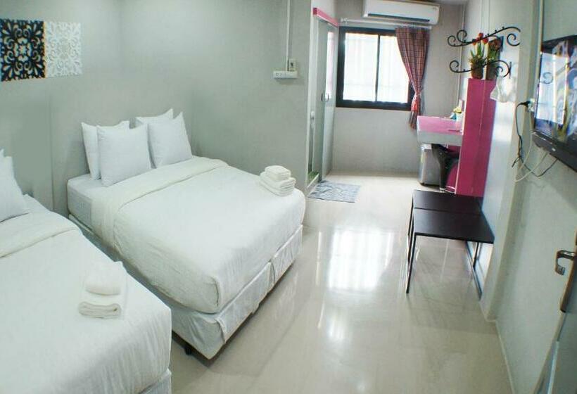 غرفة قياسية ثلاثية, Ma Non Nont Hotel & Apartment