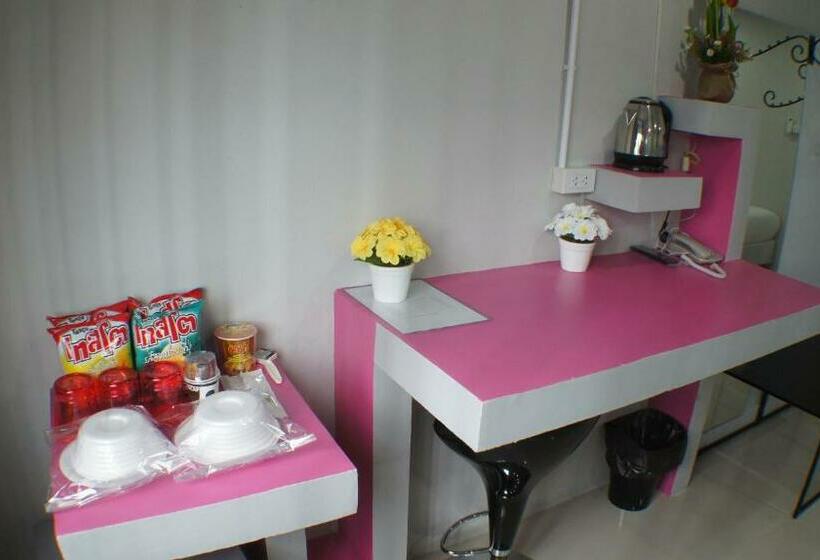 غرفة قياسية ثلاثية, Ma Non Nont Hotel & Apartment