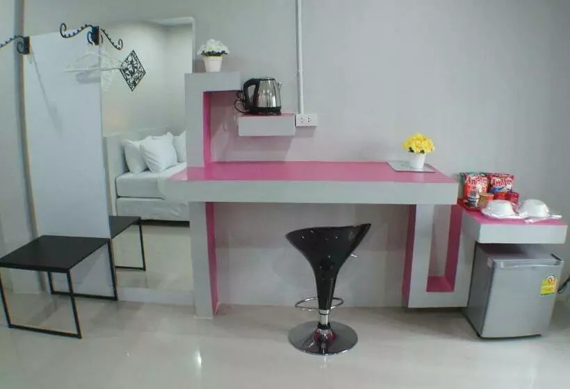 اتاق استاندارد سه نفره, Ma Non Nont Hotel & Apartment