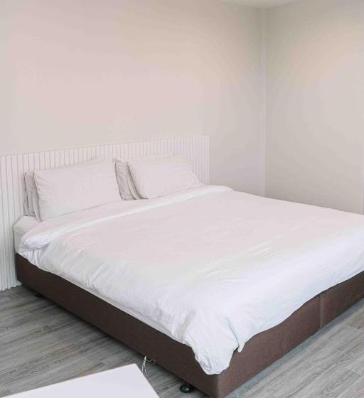 غرفة ديلوكس, Ma Non Nont Hotel & Apartment