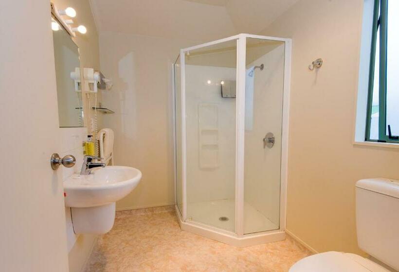 إستوديو قياسى, Hamilton Settlers Motor Lodge