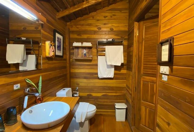 بنجلو سوبيريور, Nan Seasons Boutique Resort