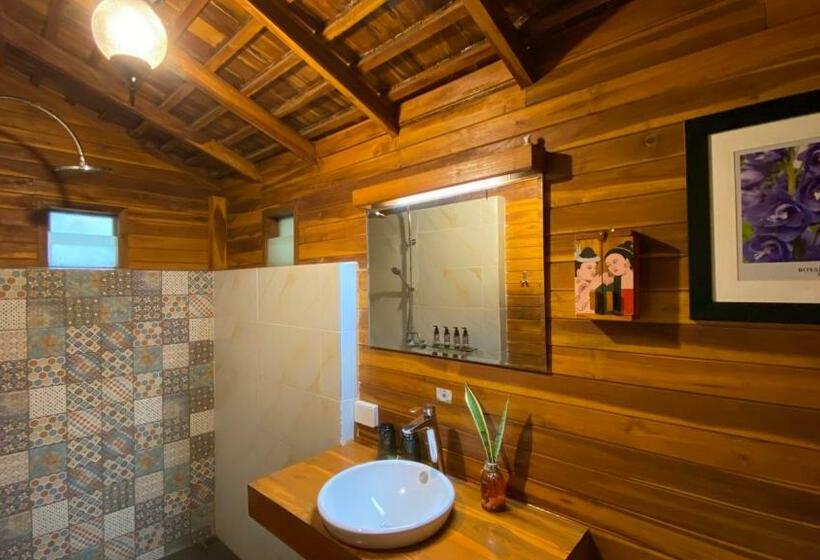 بنجلو سوبيريور, Nan Seasons Boutique Resort