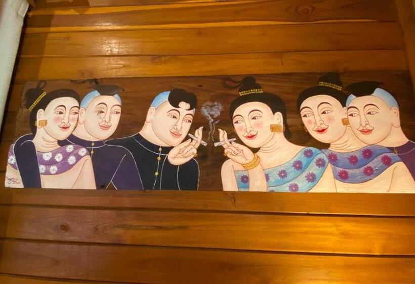 بنغل قياسي مطل على الجبل, Nan Seasons Boutique Resort