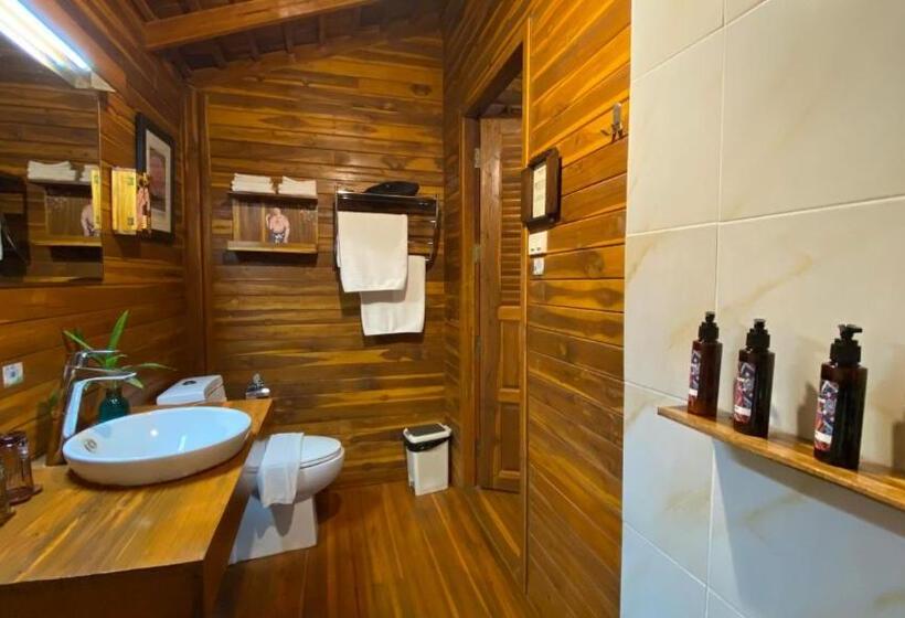 بنجلو سوبيريور, Nan Seasons Boutique Resort