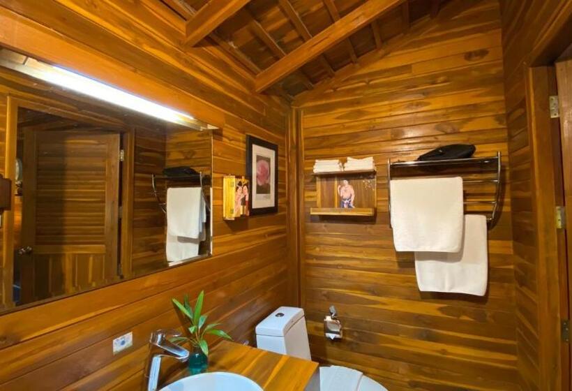 بانگلوی سوپریور, Nan Seasons Boutique Resort