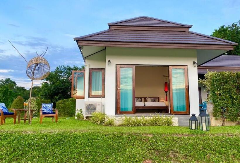 غرفة ديلوكس سرير كينج, Nan Seasons Boutique Resort