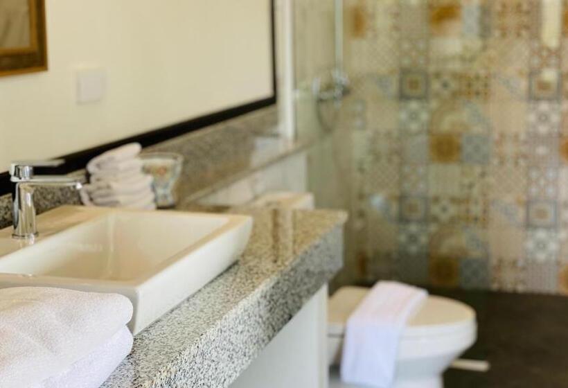 غرفة ديلوكس سرير كينج, Nan Seasons Boutique Resort