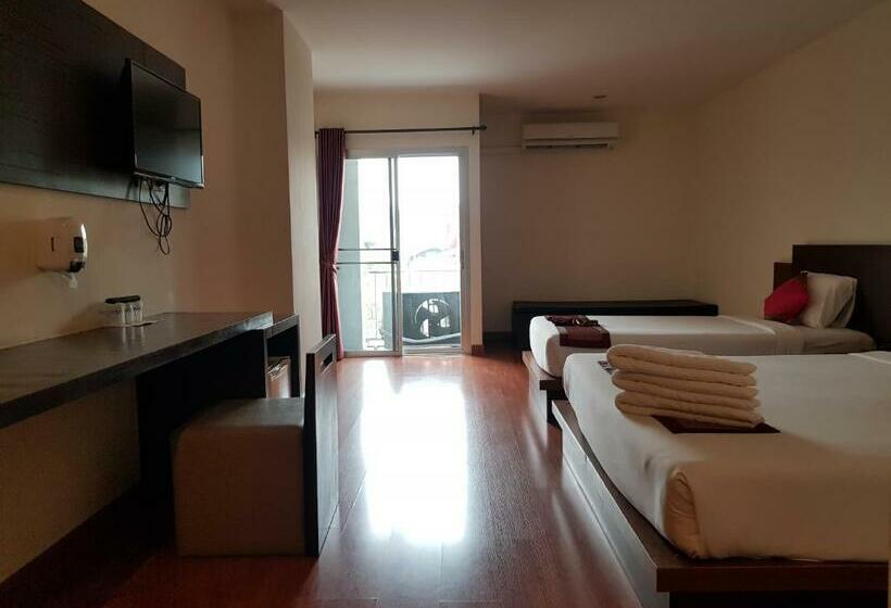 Семейный Номер, Pangviman Place Resotel Sha Plus