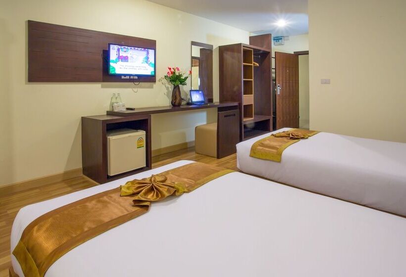Семейный Номер, Pangviman Place Resotel Sha Plus