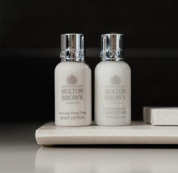 豪华套房, Montenapoleone Suites