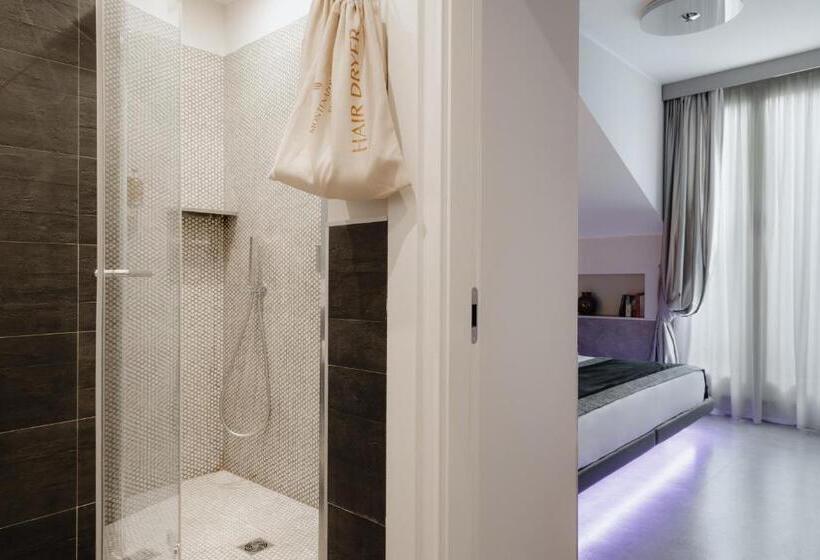 豪华套房, Montenapoleone Suites