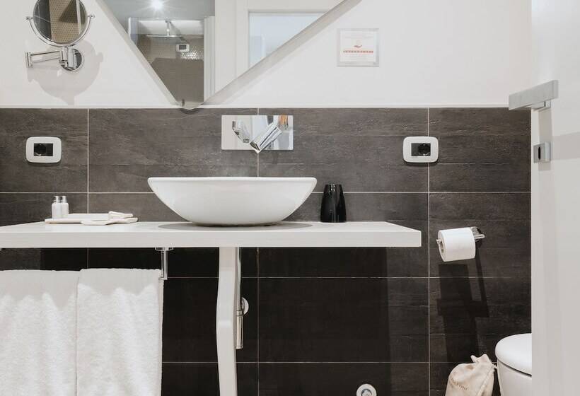 经典套房, Montenapoleone Suites