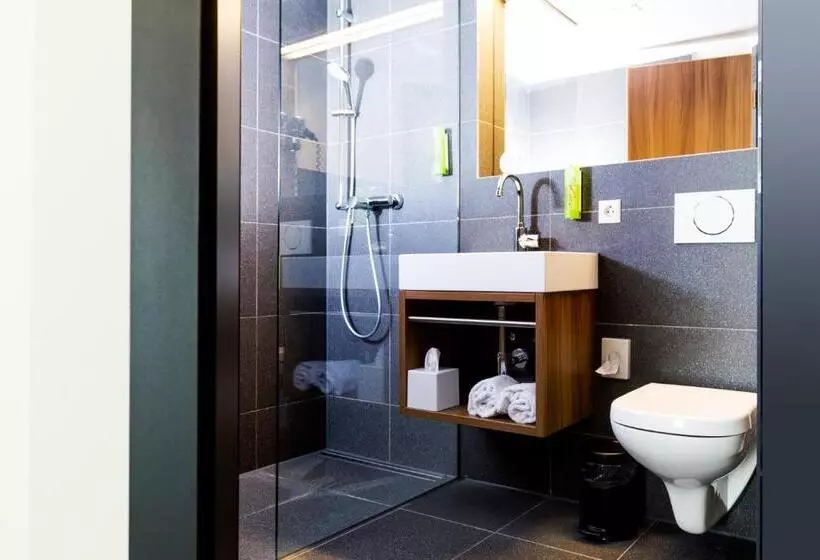 ファミリールーム, Riku Hotel Weißenhorn